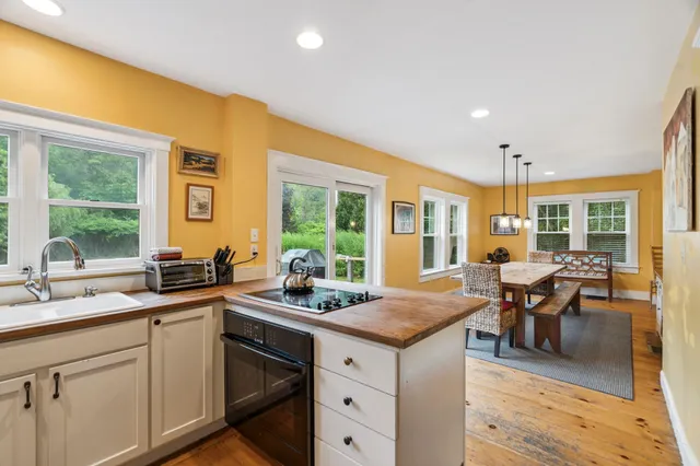 $549,000 | 3364 West Woodstock Road, Woodstock, VT 05091