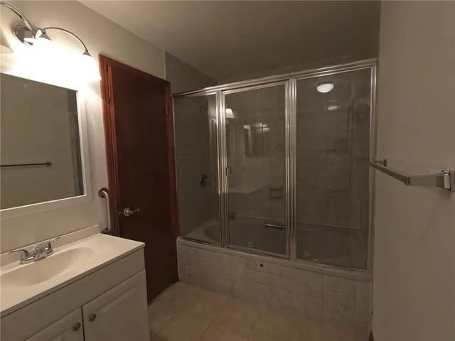 $359,900 | 3924 Crews Lake Drive, Lakeland, FL 33813