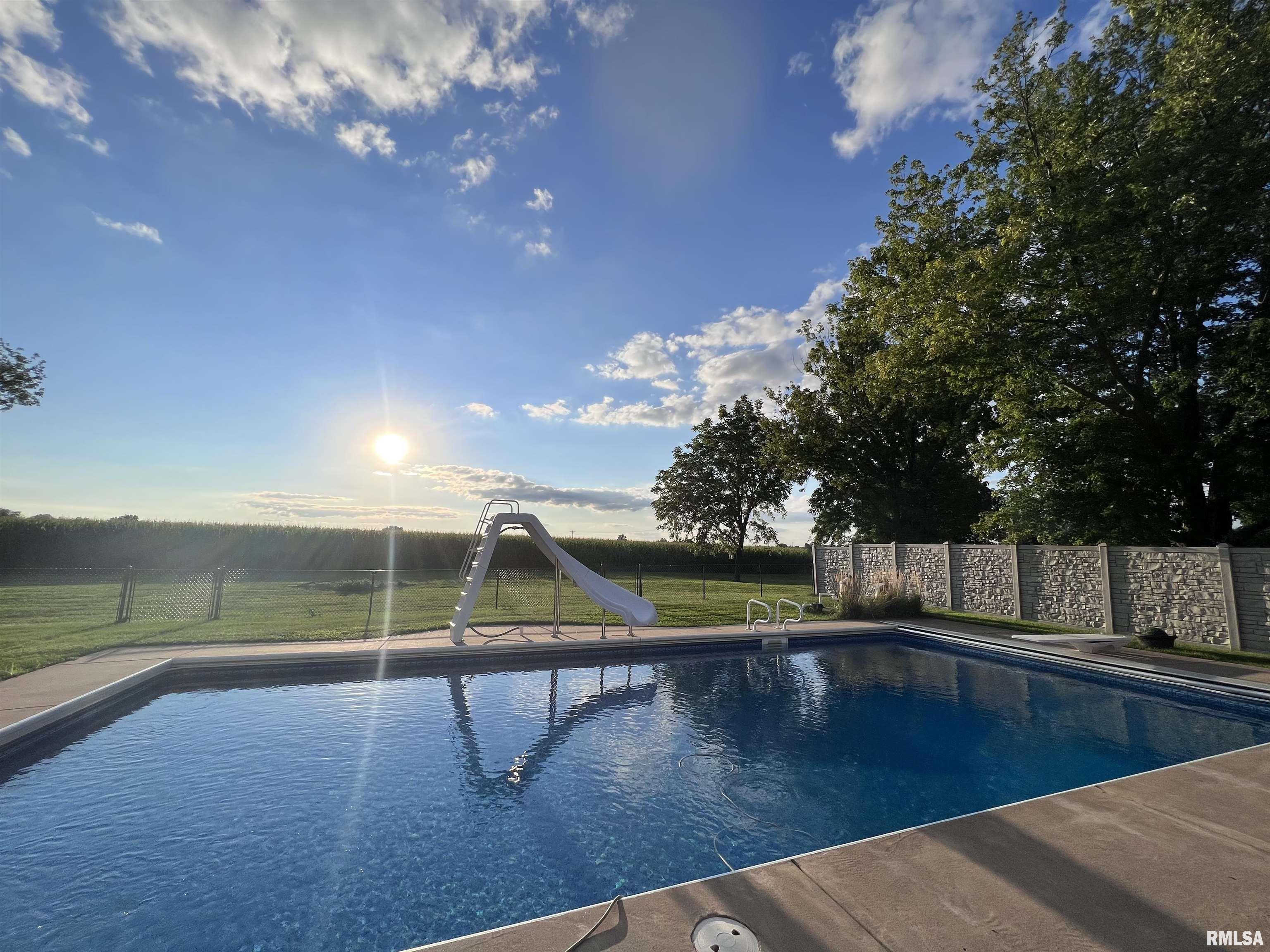 101 Prairie Hill Road Blue Grass, IA 52726 - Photo 14 of 15 Gallery Image 14