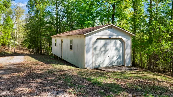 $1,300,000 | 7366 Circle Point Drive, Talbott, TN 37877