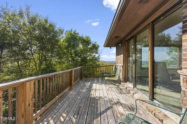 $1,300,000 | 7366 Circle Point Drive, Talbott, TN 37877