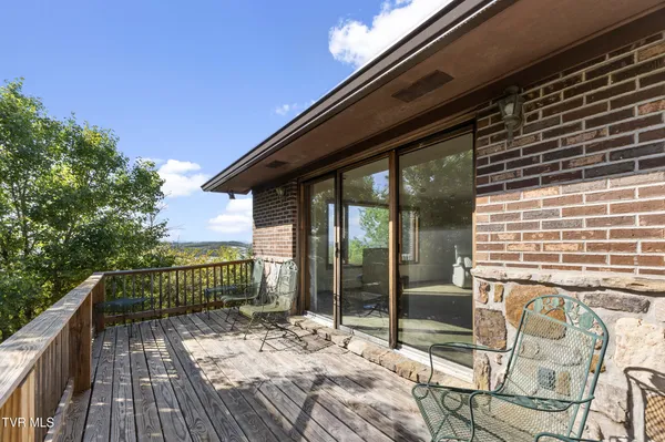 $1,300,000 | 7366 Circle Point Drive, Talbott, TN 37877
