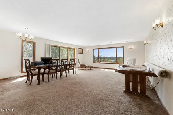 $1,300,000 | 7366 Circle Point Drive, Talbott, TN 37877