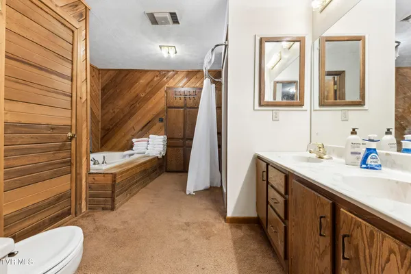 $1,300,000 | 7366 Circle Point Drive, Talbott, TN 37877