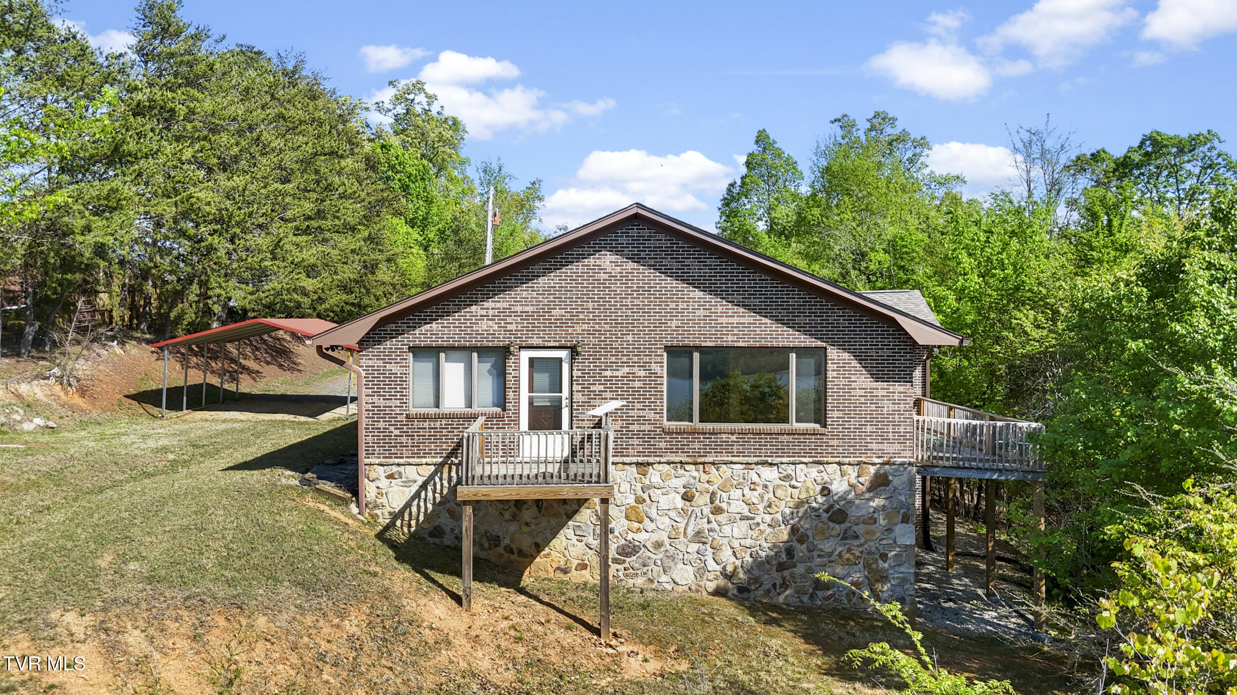 7366 Circle Point Drive Talbott, TN 37877 - Photo 10 of 54 10_dji_20260414164837_0272_d_1