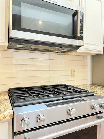 a close view of stove top oven