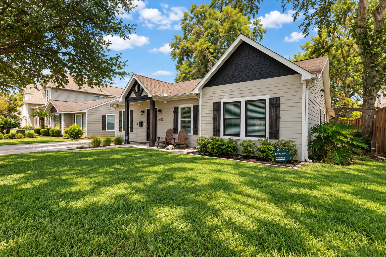 1642 Chippendale Road Houston, TX 77018 - Photo 27 of 32 Gallery Image 27
