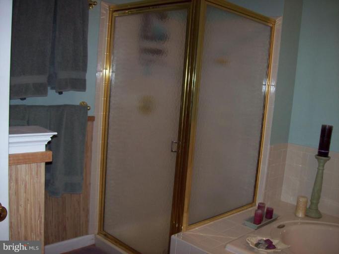3851 Inverness Road Fairfax, VA 22033 - Photo 11 of 23 Bath #3