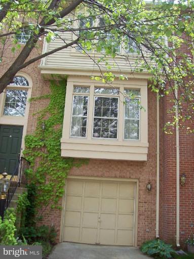 3851 Inverness Road Fairfax, VA 22033 - Photo 17 of 23 Garage 1