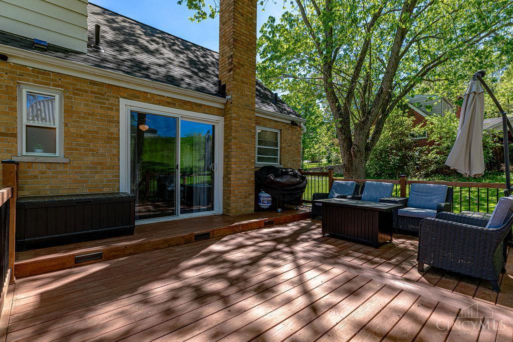 4715 Ebenezer Road Cincinnati, OH 45248 - Photo 32 of 43