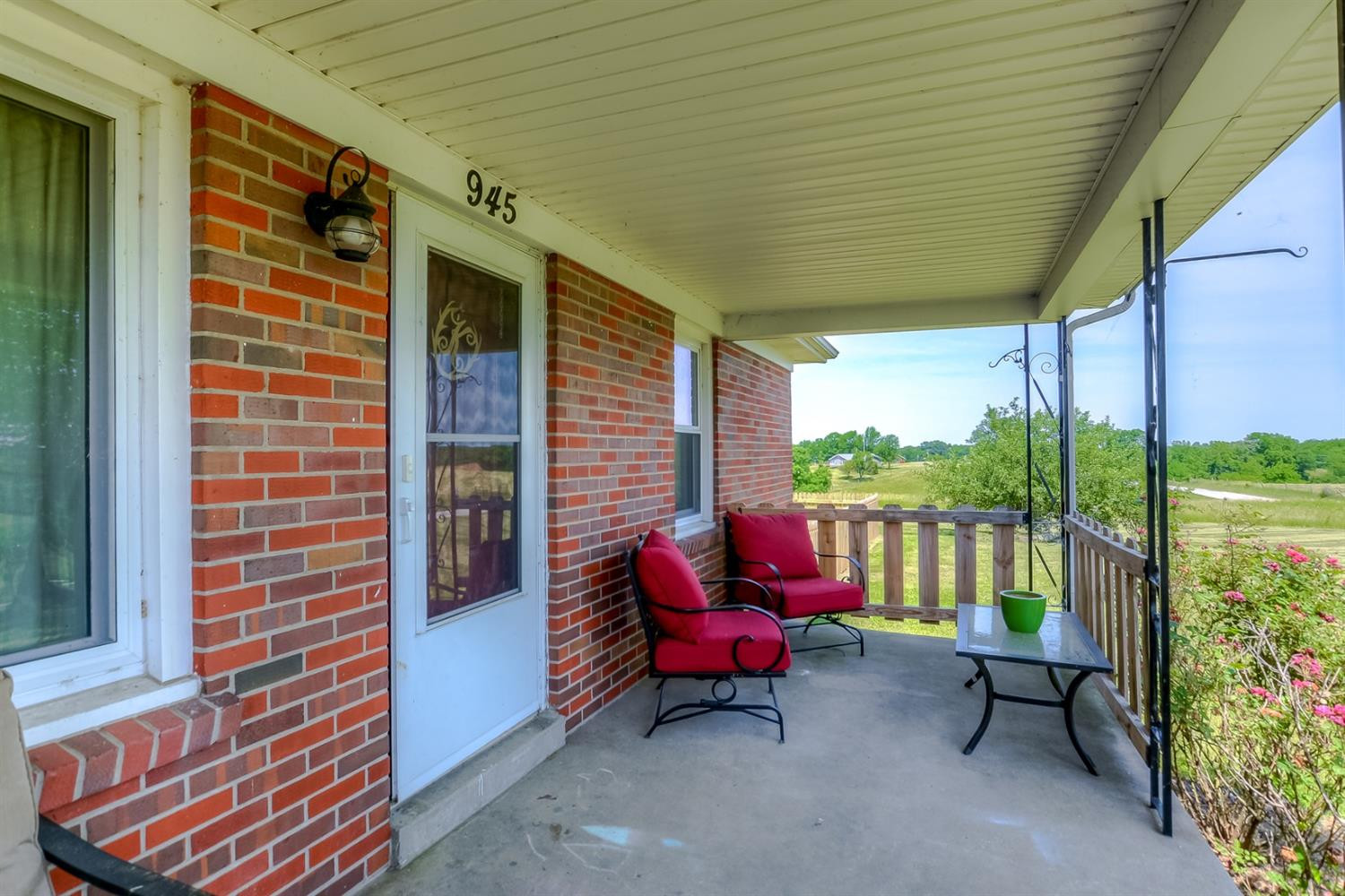 945 Dry Ridge Road Frankfort, KY 40601 - Photo 4 of 53 Photo 4