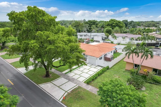 $1,050,000 | 1040 North Royal Poinciana Boulevard, Miami Springs, FL 33166