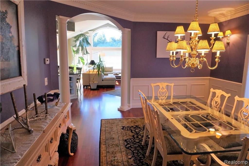521 Hampton Road Grosse Pointe Woods, MI 48236 - Photo 13 of 48