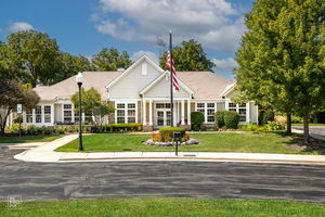 5952 Leeds Road Hoffman Estates, IL 60192 - Photo 25 of 29