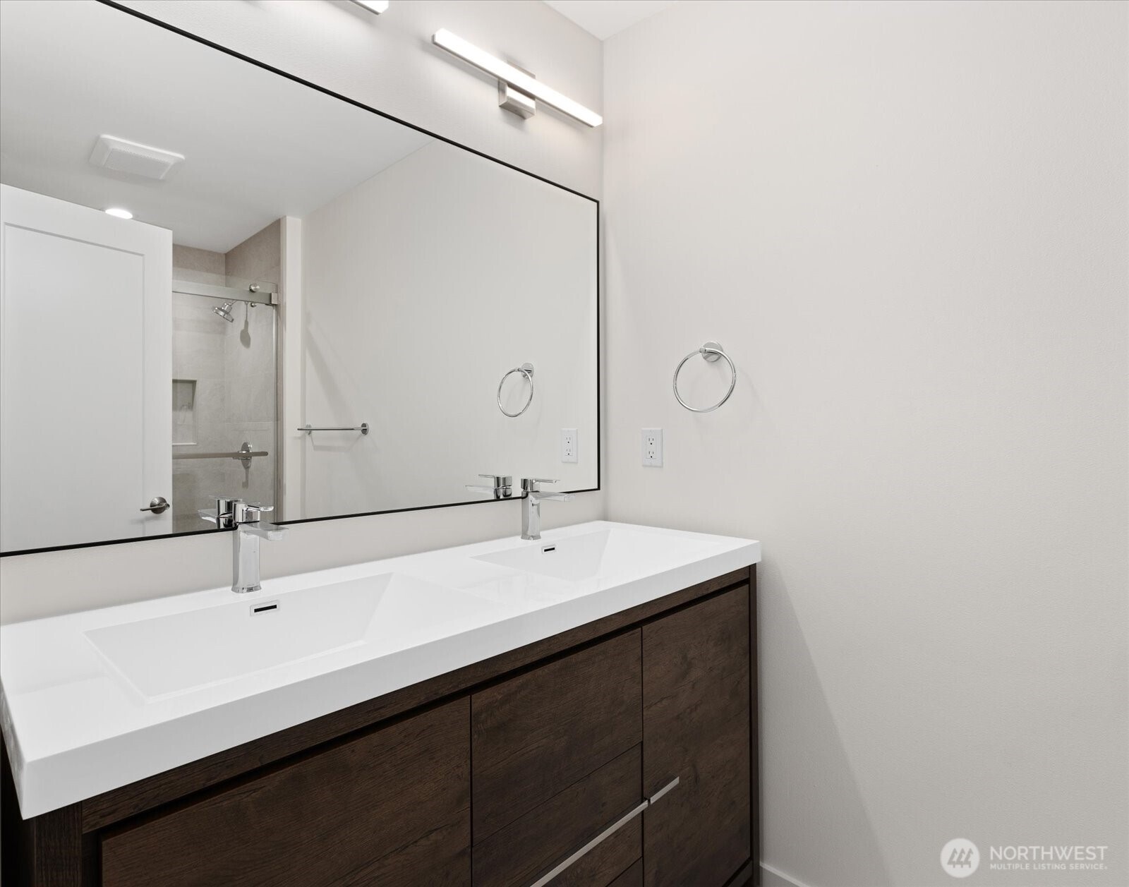 2349 Northeast 127th Street Seattle, WA 98125 - Photo 15 of 25