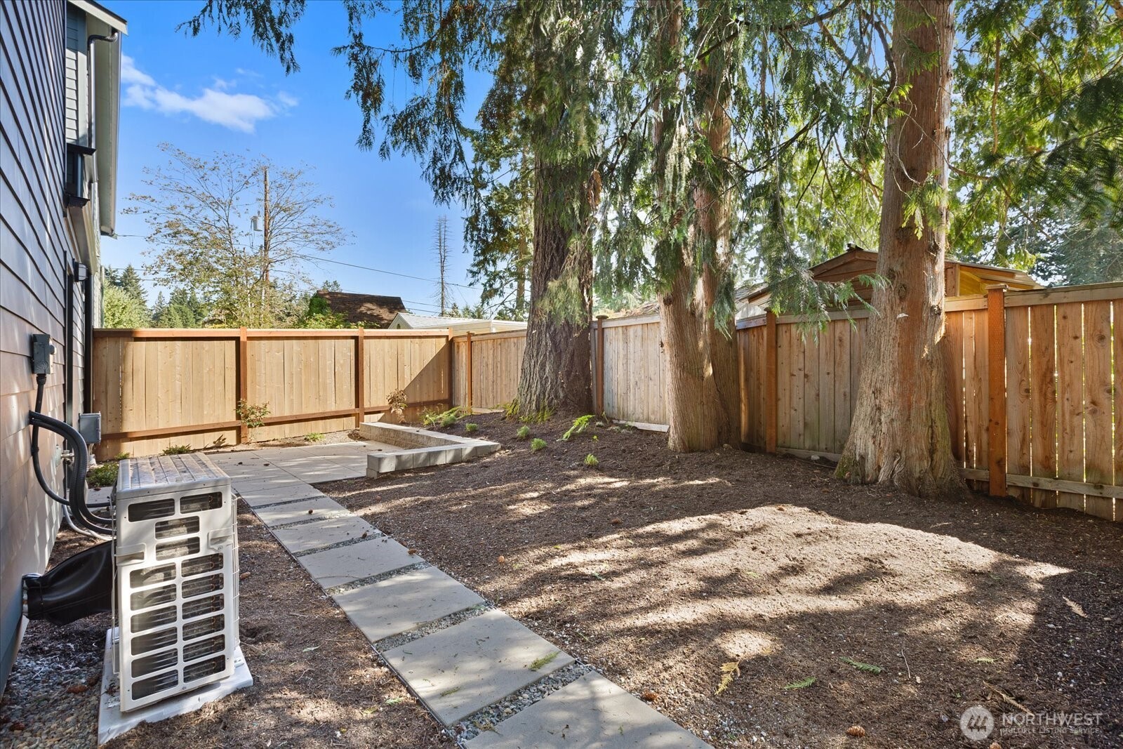 2349 Northeast 127th Street Seattle, WA 98125 - Photo 21 of 25