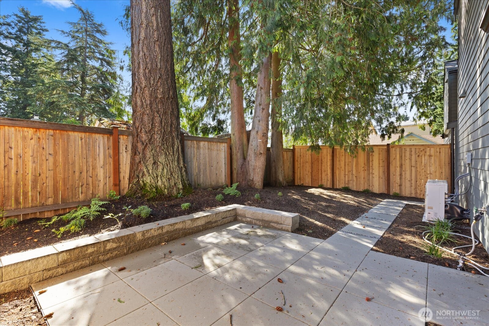 2349 Northeast 127th Street Seattle, WA 98125 - Photo 22 of 25