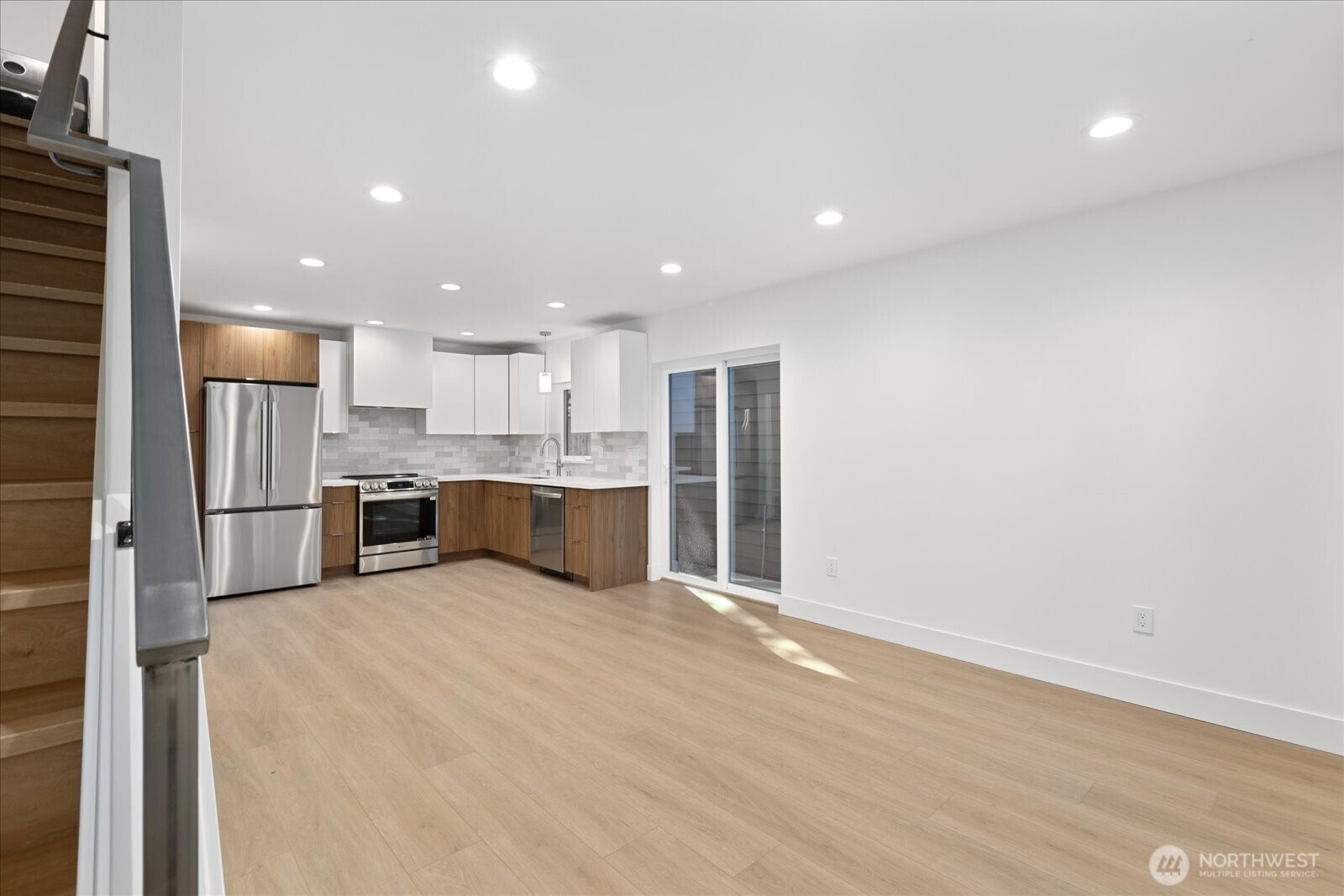 2349 Northeast 127th Street Seattle, WA 98125 - Photo 4 of 25