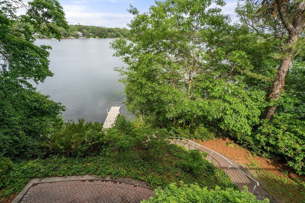 10 Shore Road Plymouth, MA 02360 - Photo 40 of 42