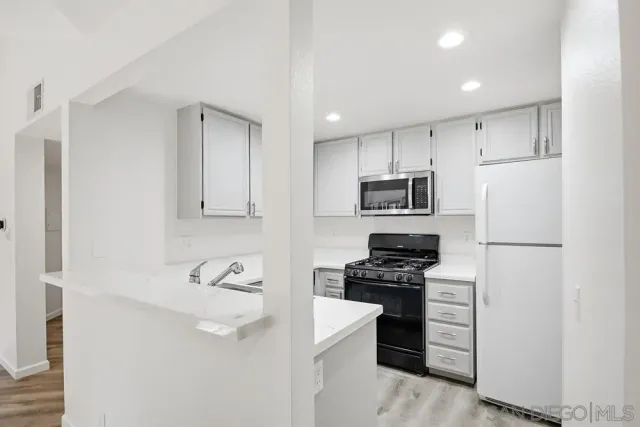 $2,890 | 3051 Brookpine Court, Spring Valley, CA 91978