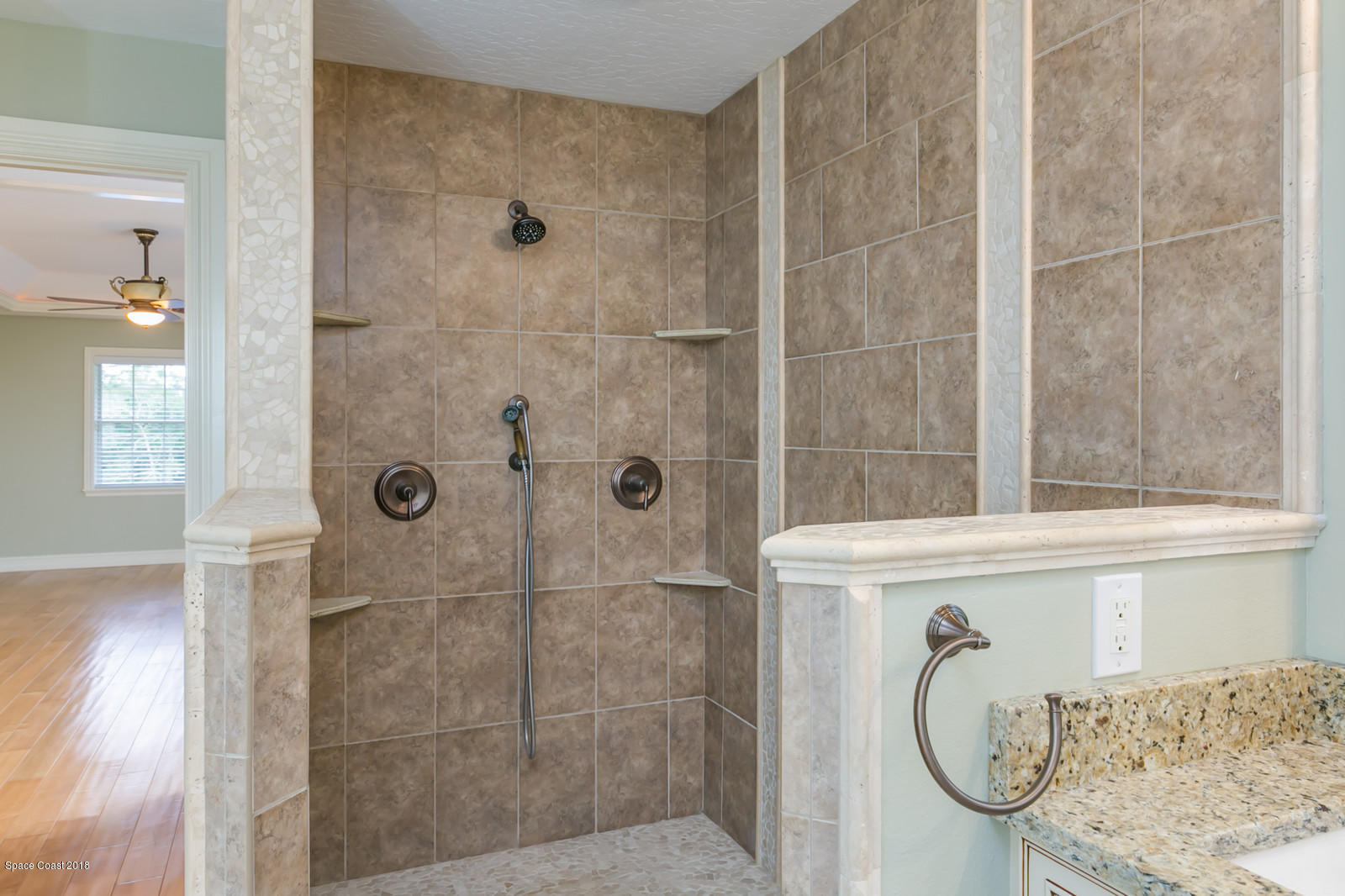 4172 Sparrow Hawk Road Melbourne, FL 32934 - Photo 32 of 77 33_SparrowHawk171_mls