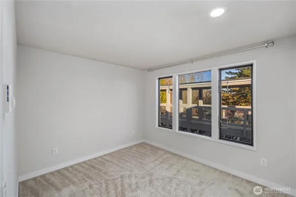 $845,000 | 6121 Northeast 175th Street, Unit A402, Kenmore, WA 98028