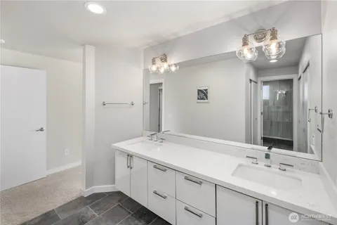 $879,000 | 6121 Northeast 175th Street, Unit A402, Kenmore, WA 98028