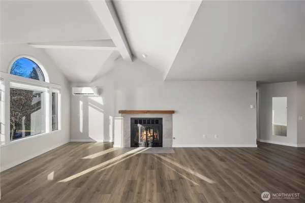 $845,000 | 6121 Northeast 175th Street, Unit A402, Kenmore, WA 98028