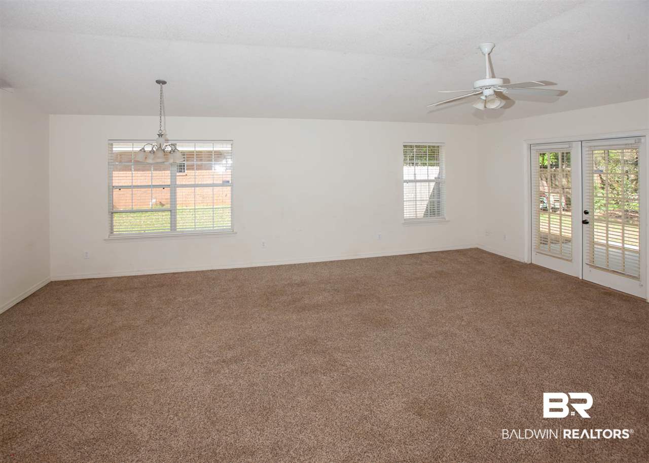 8942 Shoenight Circle Foley, AL 36535 - Photo 10 of 31