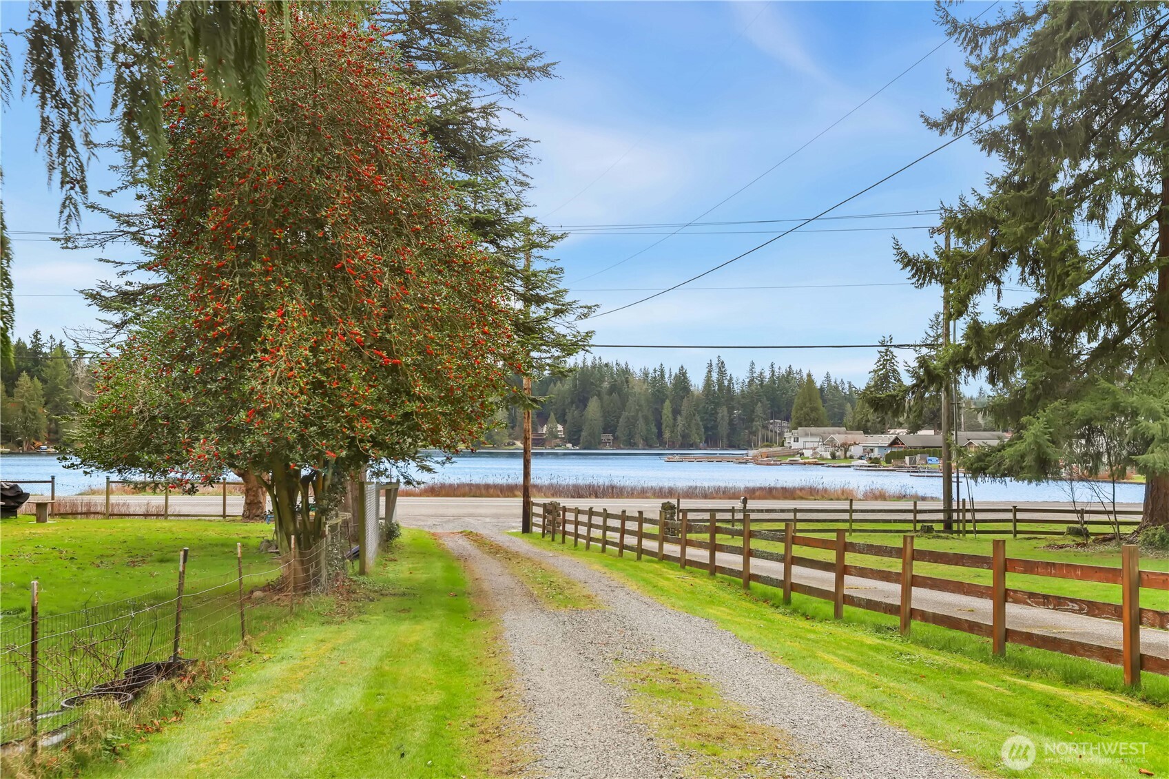 2213 Lakewood Road Arlington, WA 98223 - Photo 3 of 40