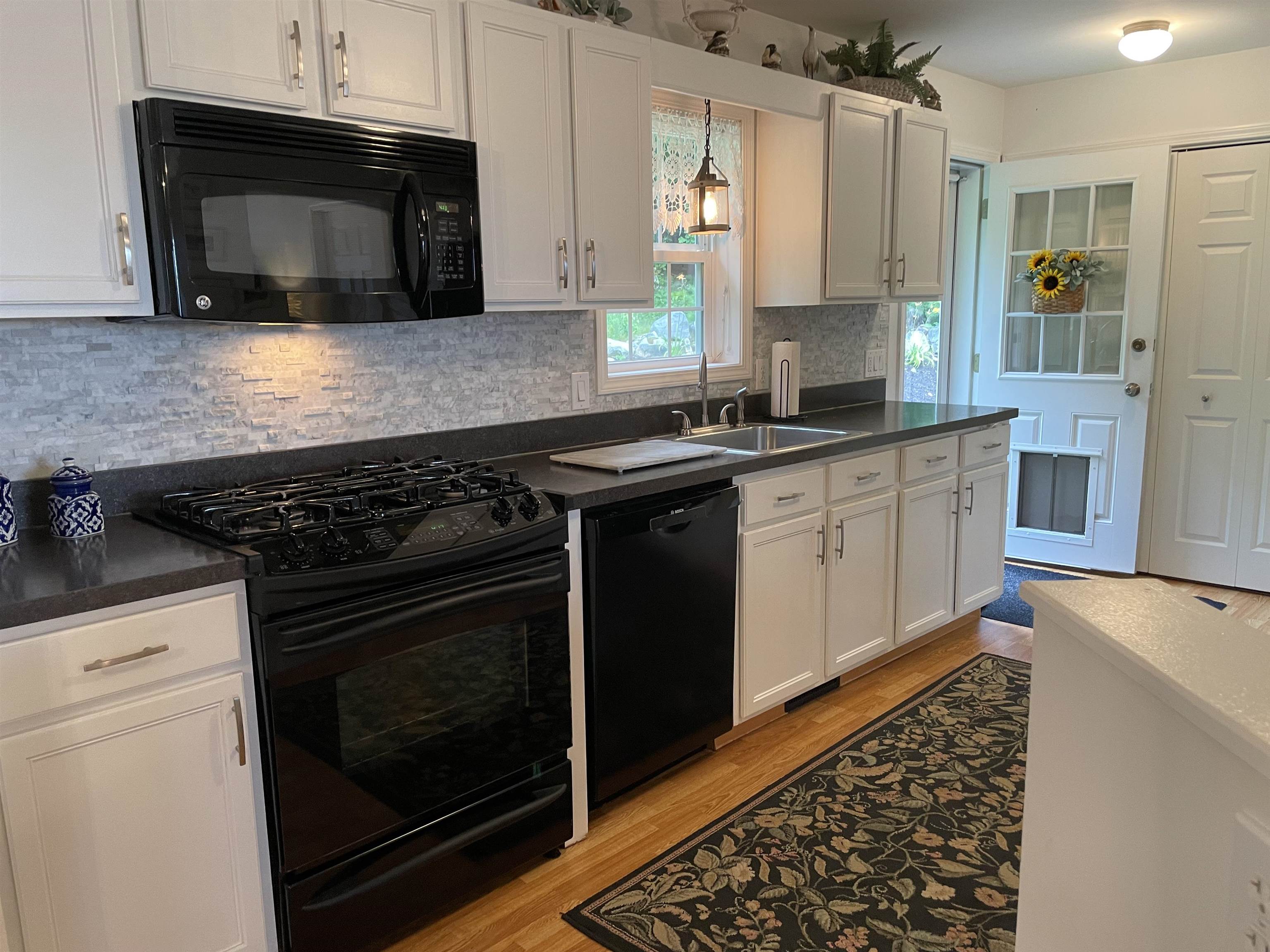 215 Granite Road Ossipee, NH 03864 - Photo 9 of 35