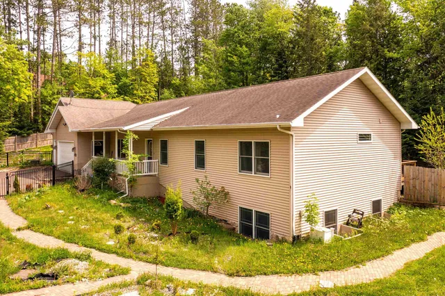 $555,000 | 6049 South Pike Lake Road, Duluth, MN 55811