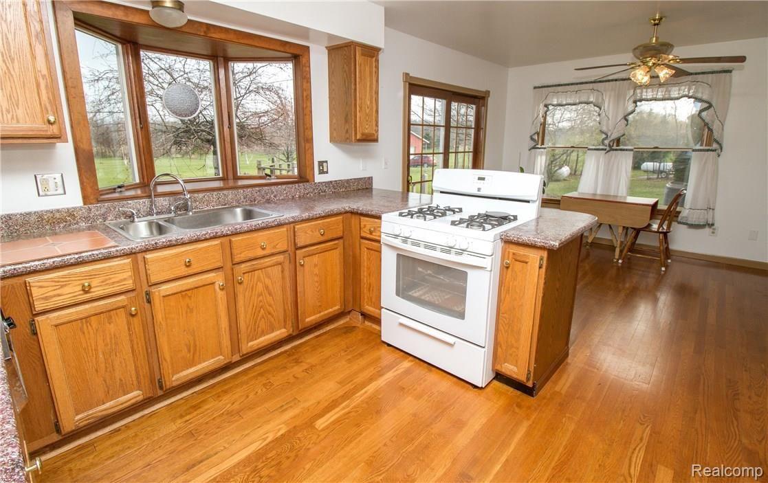 15134 Belle River Road Allenton, MI 48002 - Photo 15 of 36 Kitchen1.jpg