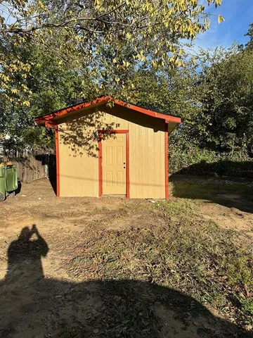 a backyard of a house
