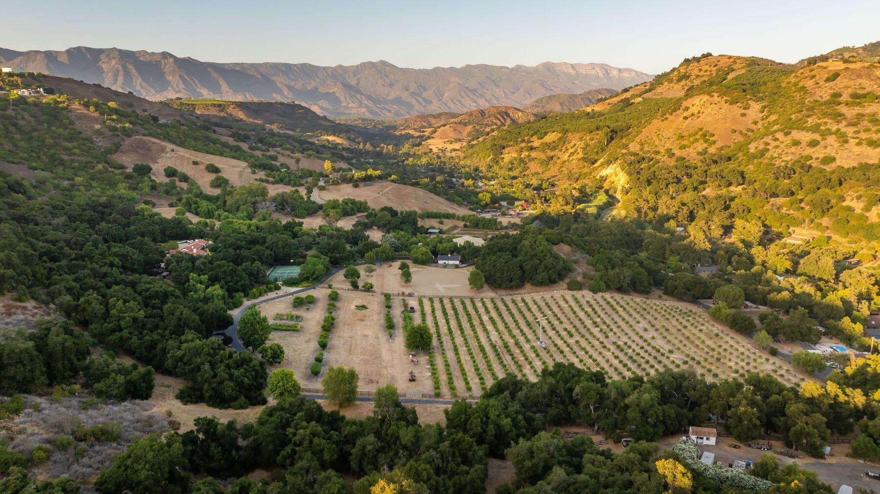 10883 Oak Knoll Road Ojai, CA 93023 - Photo 42 of 43 a view of a mountain