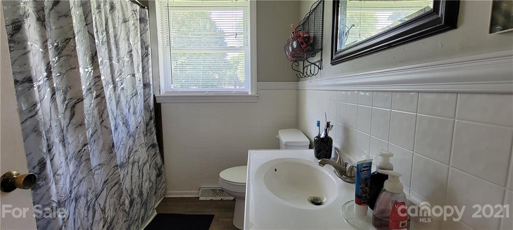 2105 Whitworth Road Cherryville, NC 28021 - Photo 9 of 15 Gallery Image 9