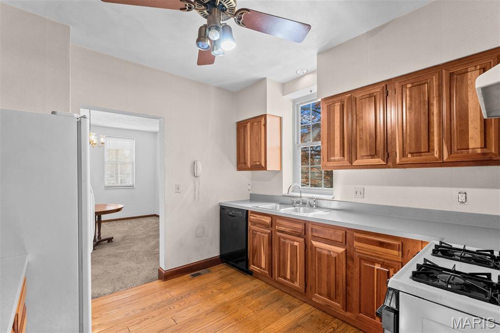 421 South Church Street Waterloo, IL 62298 - Photo 12 of 50