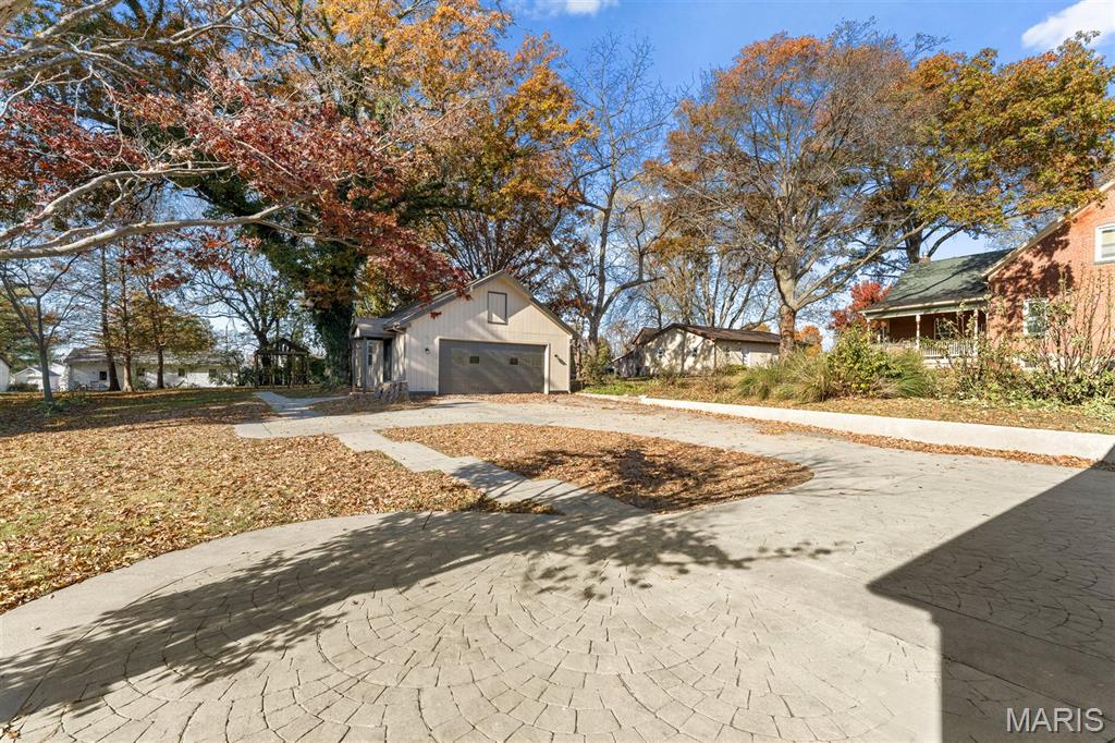 421 South Church Street Waterloo, IL 62298 - Photo 32 of 50