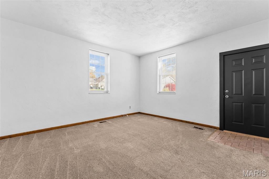 421 South Church Street Waterloo, IL 62298 - Photo 5 of 50