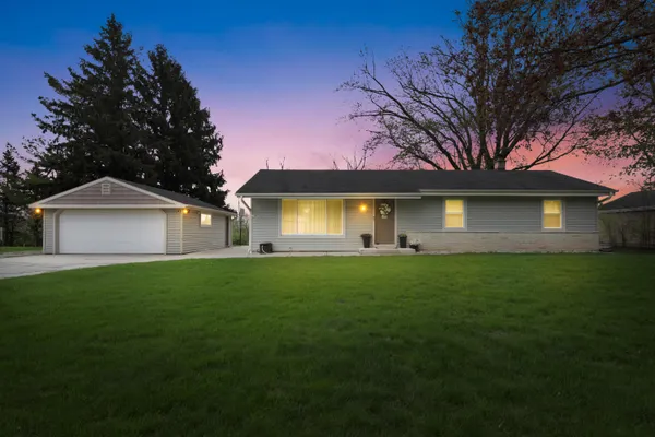 $409,000 | 3145 Glacier Drive, Richfield, WI 53033