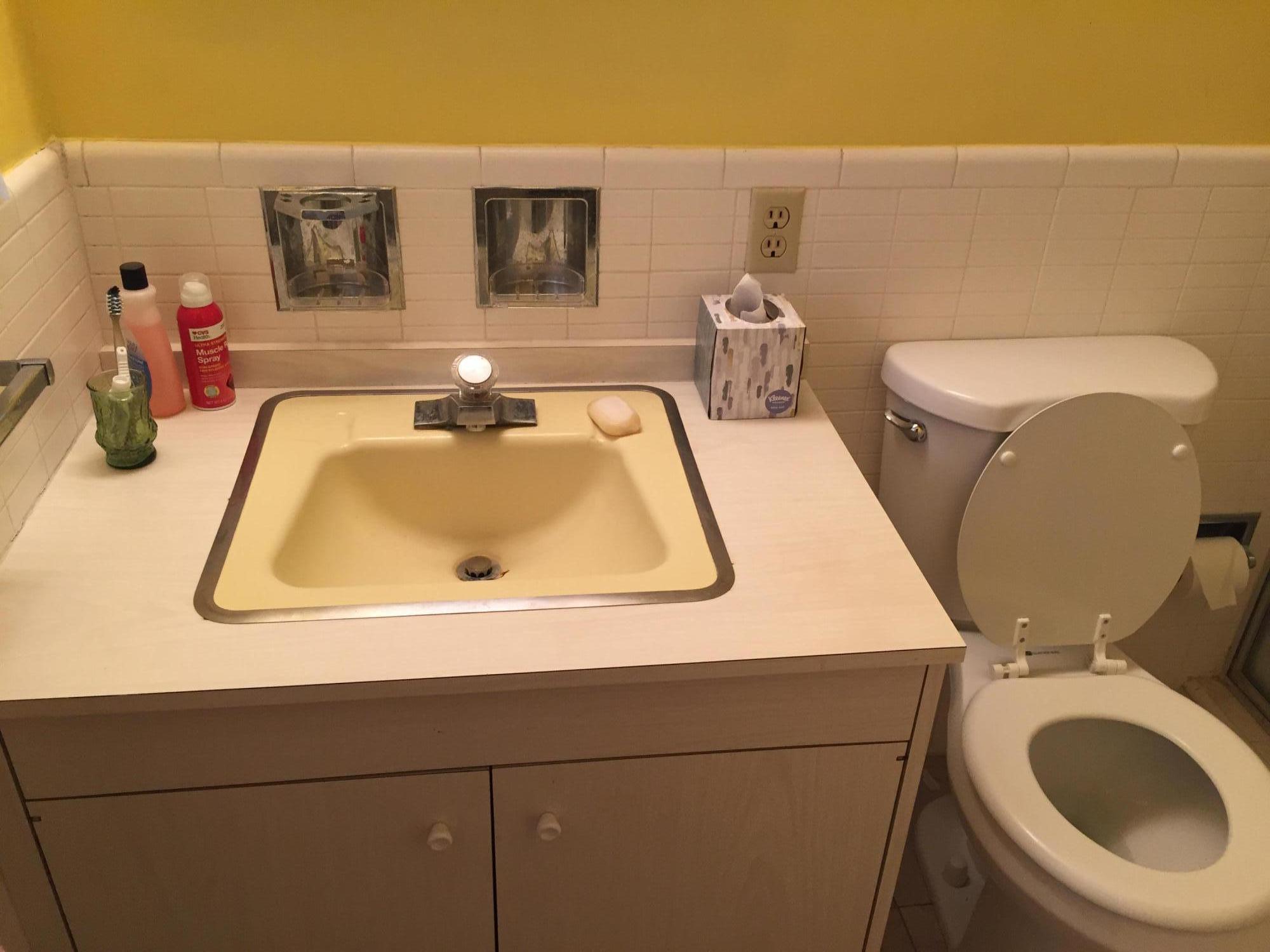 1350 Southwest 8th Street Boca Raton, FL 33486 - Photo 8 of 26 2ND BATHROOM