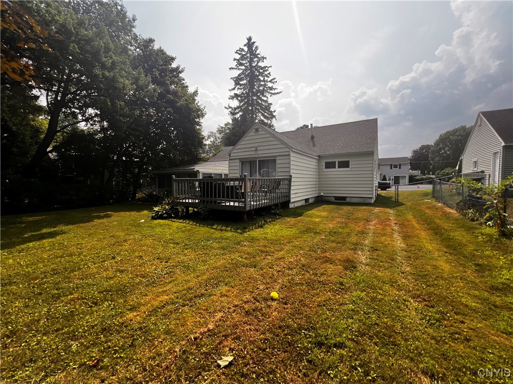 213 Ridgewood Drive Cicero, NY 13212 - Photo 33 of 35