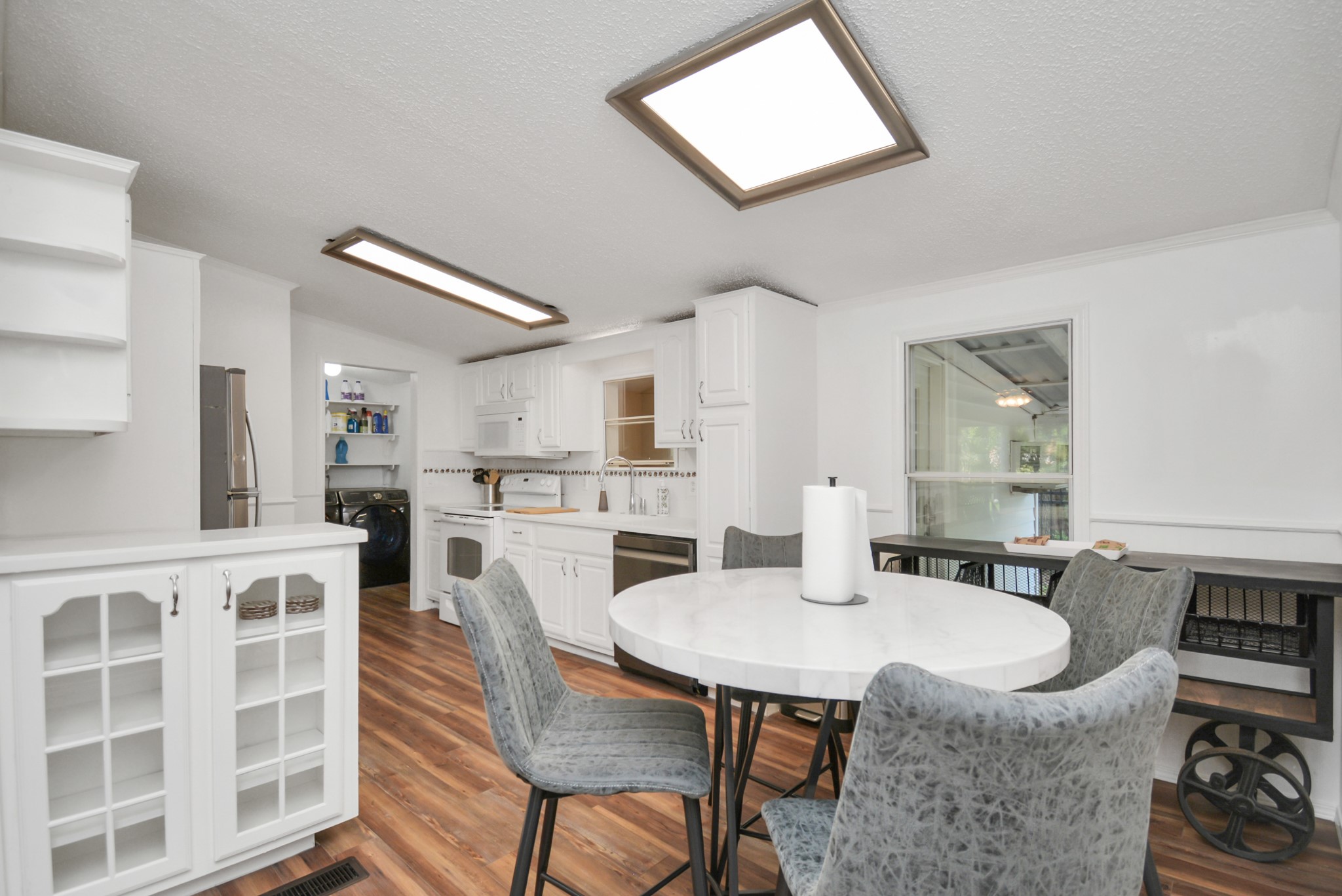 22936 Mossy Oaks Road Spring, TX 77389 - Photo 33 of 50 Light & bright kitchen and dining area