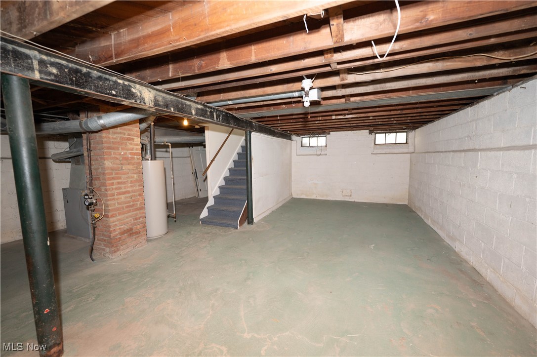 1604 Edgefield Road Lyndhurst, OH 44124 - Photo 25 of 32