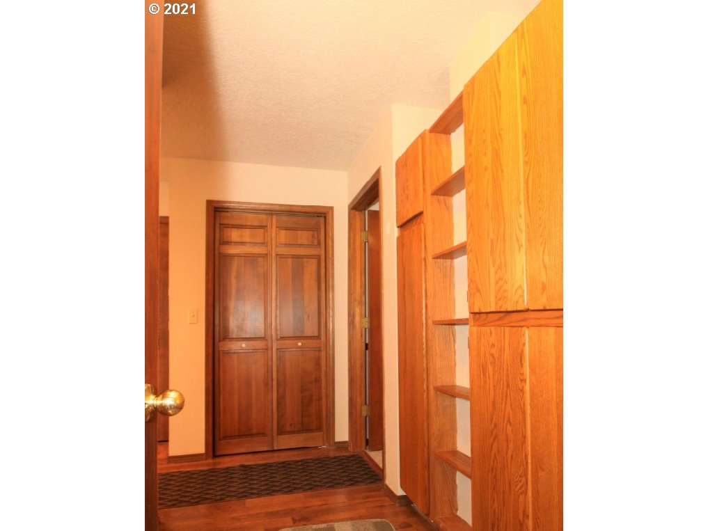 24215 Beaver Falls Road Rainier, OR 97048 - Photo 10 of 19