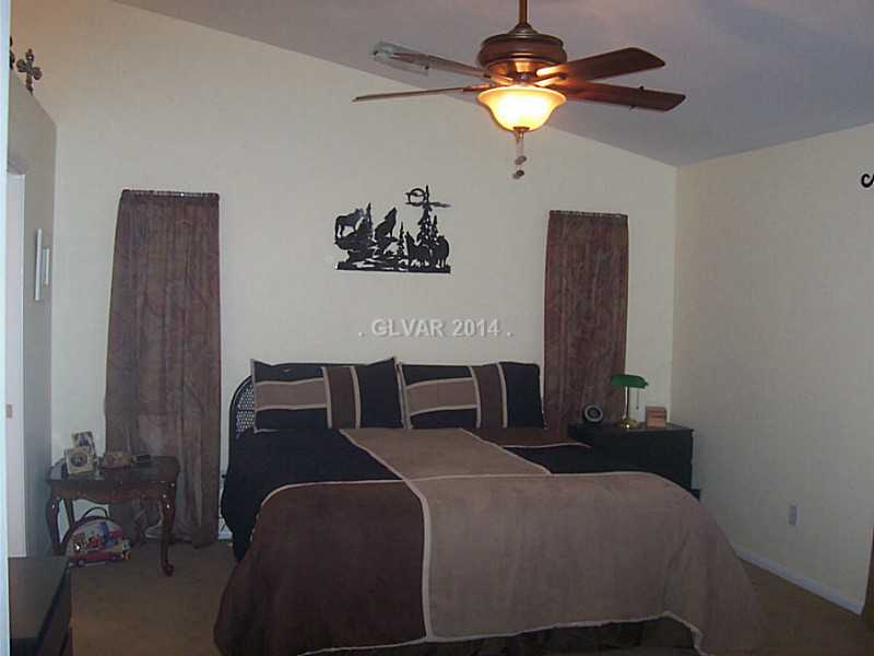5840 Doubletree Road Pahrump, NV 89061 - Photo 10 of 24 Property Photo. LARGE MASTER SUITE