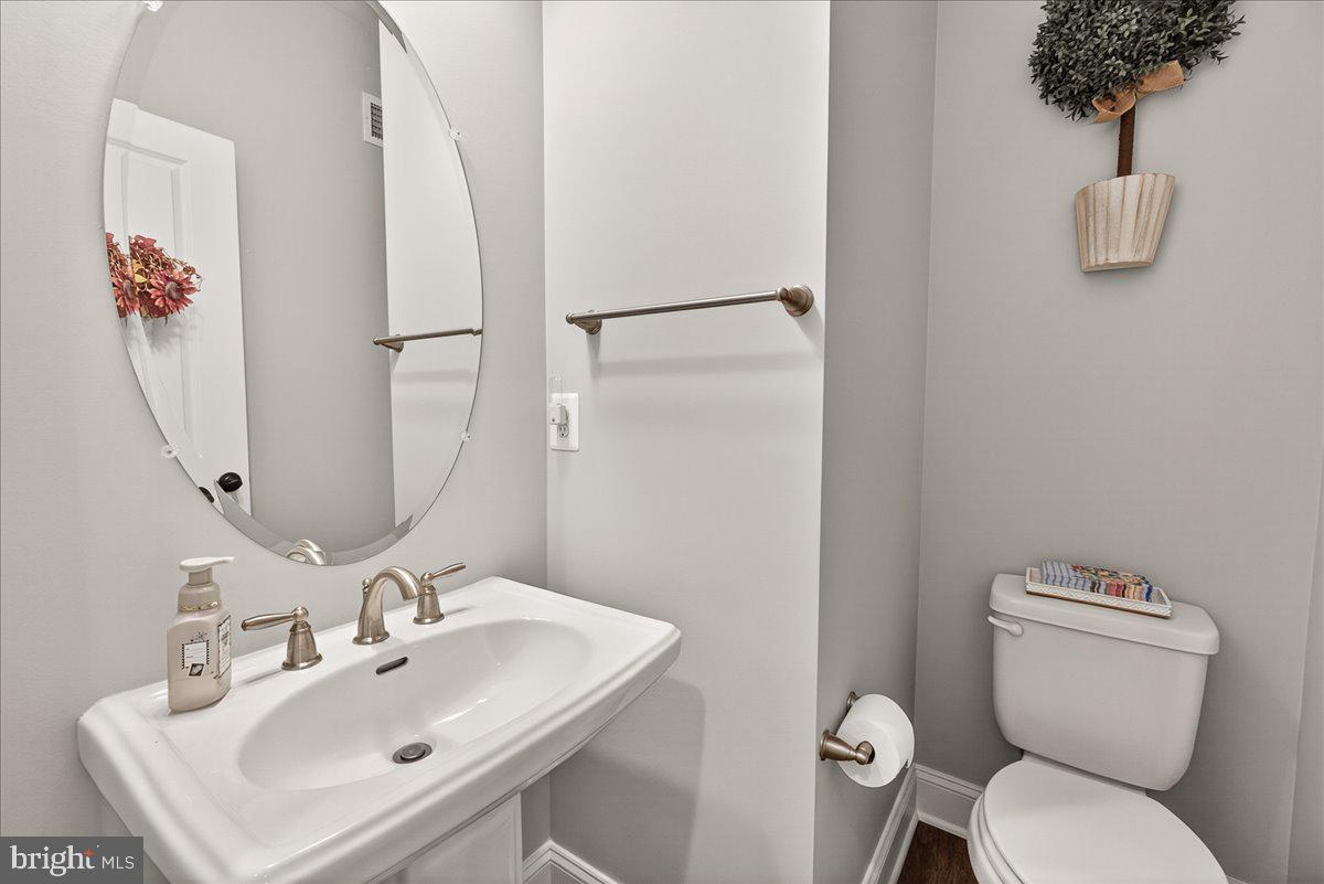 1094 Holden Road Frederick, MD 21701 - Photo 12 of 91 Gallery Image 12