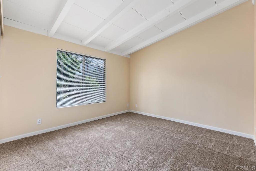 921 Lemon Avenue Vista, CA 92084 - Photo 22 of 32 an empty room with a window