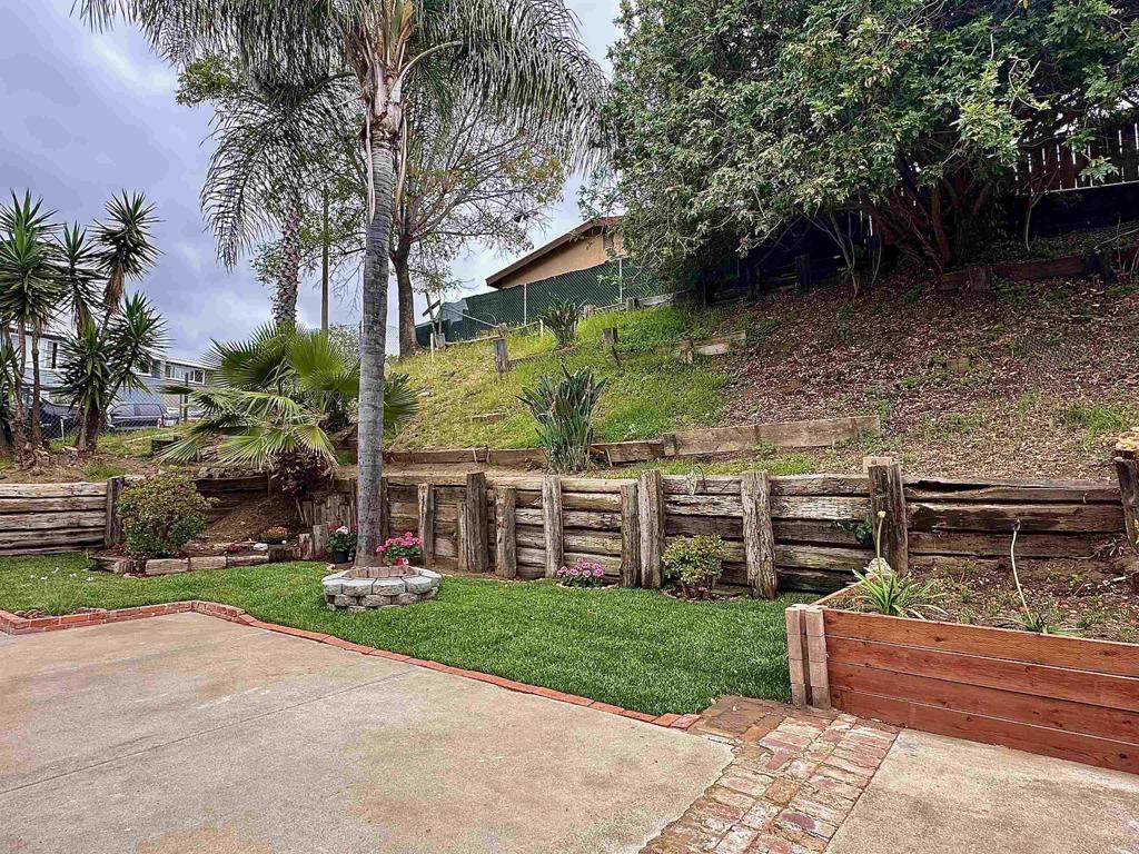 921 Lemon Avenue Vista, CA 92084 - Photo 34 of 36