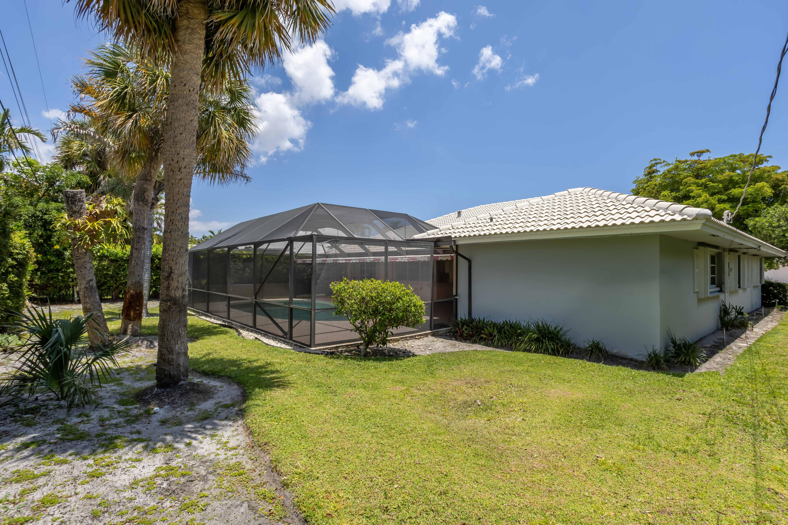 1137 Tamarind Way Boca Raton, FL 33486 - Photo 25 of 29 Backyard